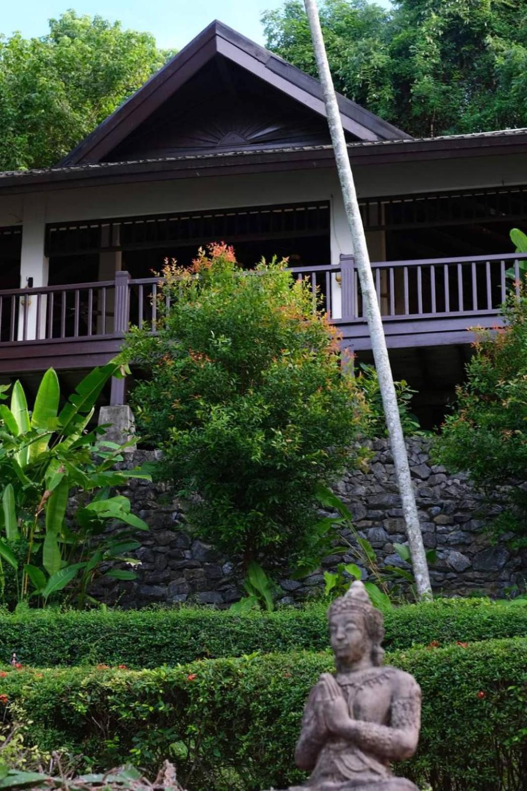 Racha Kiri Resort & Spa, Кханом Екстериор снимка