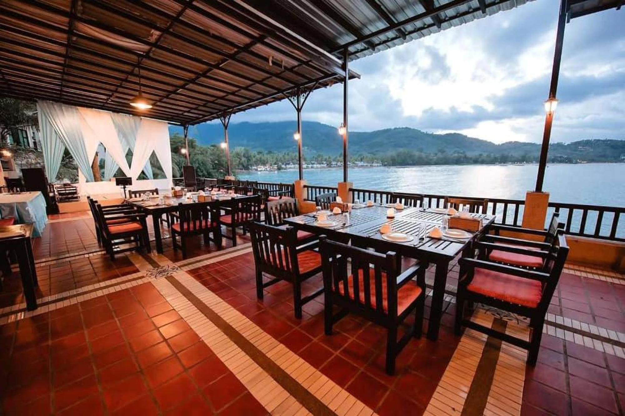 Racha Kiri Resort & Spa, Кханом Екстериор снимка