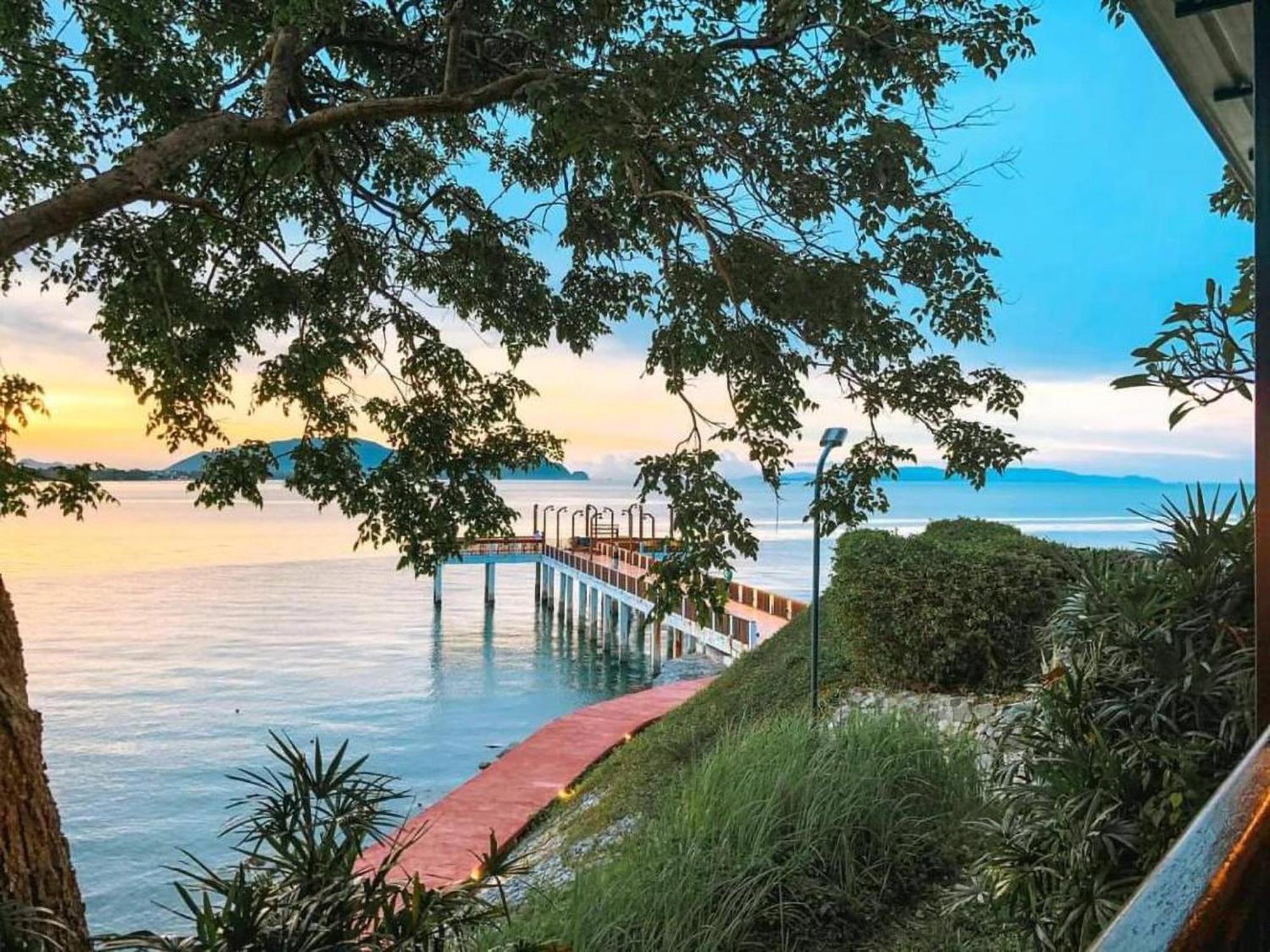 Racha Kiri Resort & Spa, Кханом Екстериор снимка